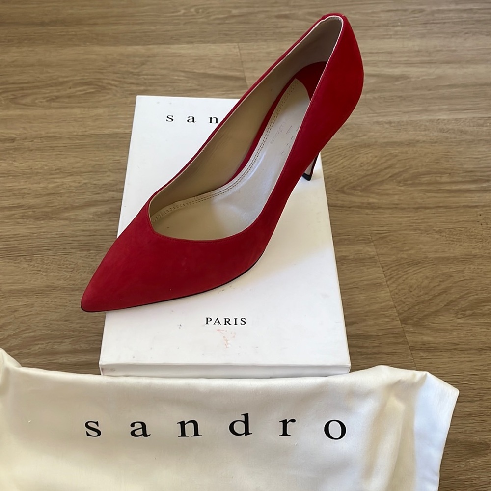 Sandro Suede pump
